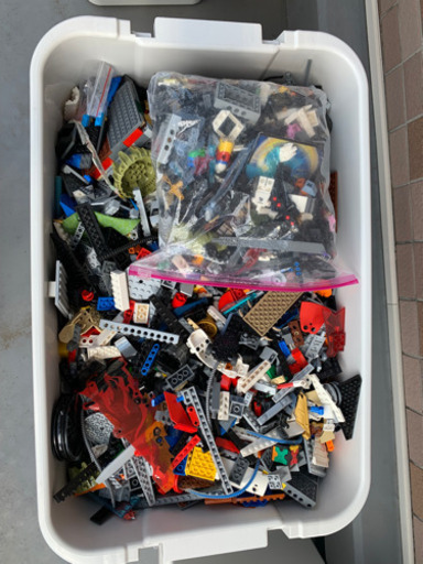 レゴ　箱ふたついっぱい