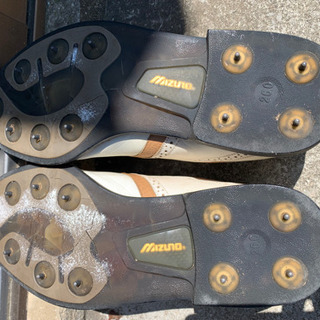 MIZUNOゴルフシューズの画像