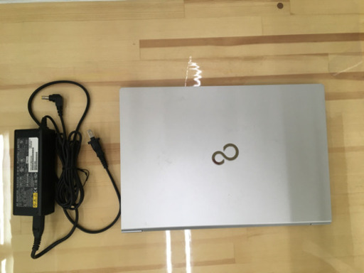リサイクルPC ノートパソコン　FUJITSU　LIFEBOOK　UH75/J