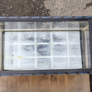 中古　④  水槽　中くらい　幅59.8　　奥行29.2　　高さ36.2（ｃｍ）　　KOTOBUKI    幅　60cm  奥行　30cm    補修出来る方用　寿工芸　クリスタルの画像