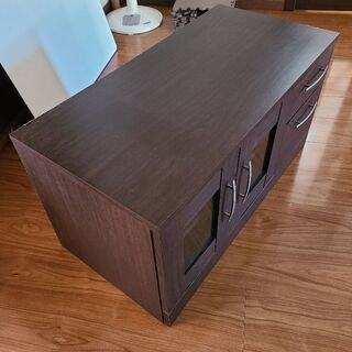 テレビ台の画像