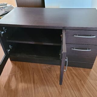 テレビ台の画像