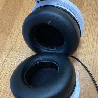 Razer Kraken Pro White ゲーミングヘッドセットの画像