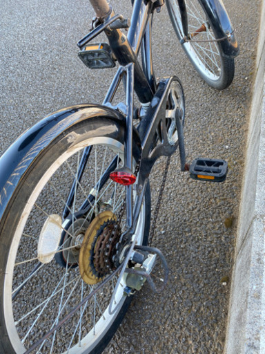 折り畳み自転車　自転車　20インチ　ギア6速