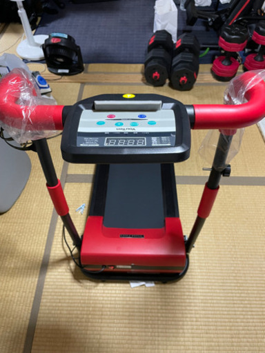 【すぐ売ります】【美品】ランニングマシン