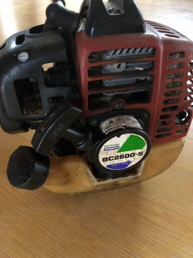 ゼノアBC2600-S　すぐに使えます！　プロ仕様!　グリップ式　草刈り機