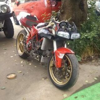 ducati  ドカティ　916     走行距離2300km