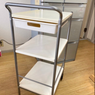 キッチンワゴン　IKEA BYGEL