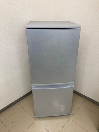 SHARP 冷蔵庫 137L 2017年製 CR072601