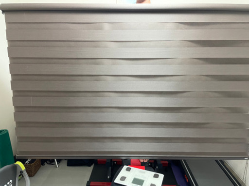 調光ロールカーテン売ります。