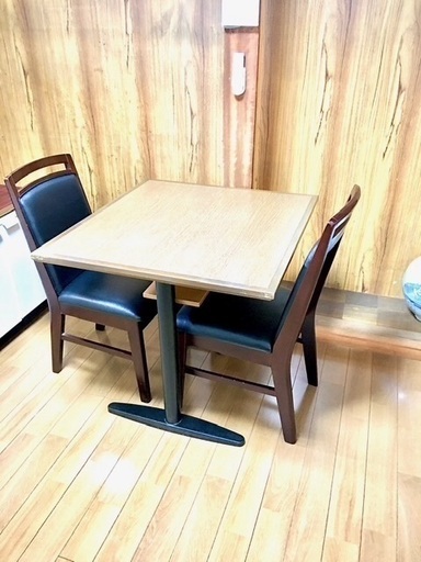 半額‼︎早い者勝ち‼︎飲食店風の2人掛けダイニングセット