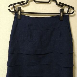 冬用＆夏用　オフィス用　レディース　スカート　合計４着の画像