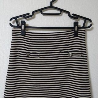 冬用＆夏用　オフィス用　レディース　スカート　合計４着の画像