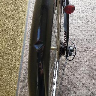 自転車　27インチ　黒　内装6段変速の画像