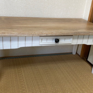 【各1,000円】スーツケース、ローテーブル、シャンデリア等