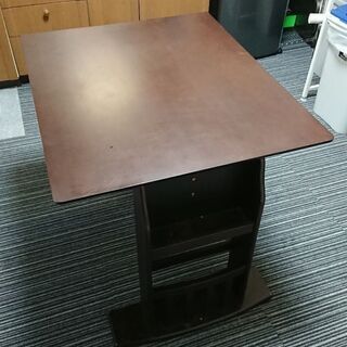 ダイニングテーブル