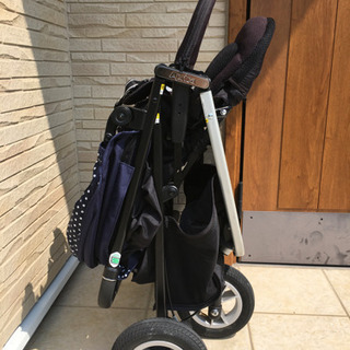 【再値下げ】アップリカ　スムーヴAB　ベビーカーの画像