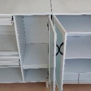 8月22日(日)まで出品。それまでに落札されなければ出品取り消しさせていただきます。　食器棚　北欧　引き取り希望の画像