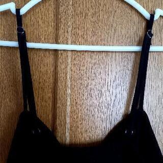 ロゴが可愛いワンピース🌻の画像