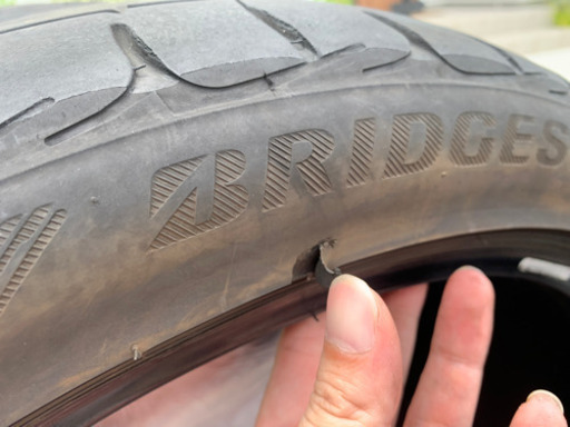 早い者勝ち！ブリヂストン　タイヤ4本セット　245/40R20