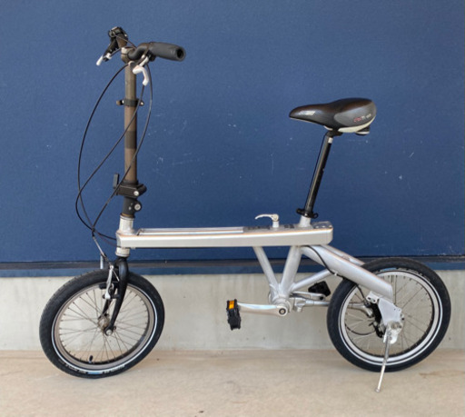 シャフトドライブ式折りたたみ自転車