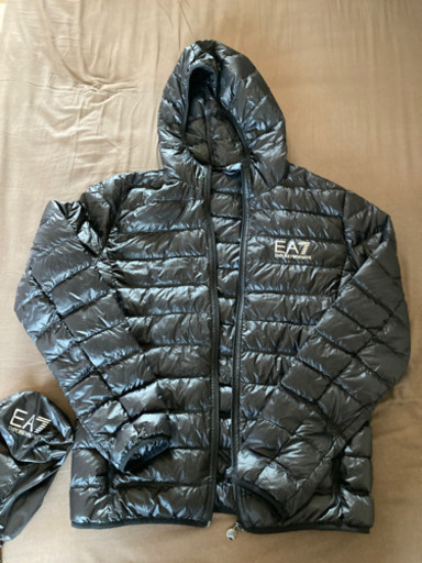 アルマーニEA7ダウンジャケット