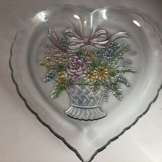 ハート型の皿