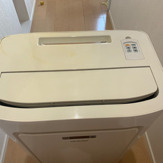 トヨトミ  スポット冷暖エアコン　TAD-22FW
