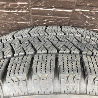 215/65R16 スタッドレスタイヤホイール付き　VRX2 2020年40週