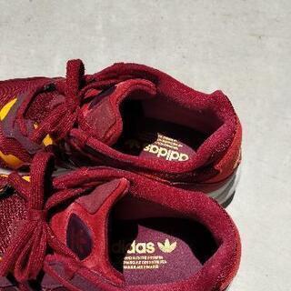 adidas　スニーカーの画像