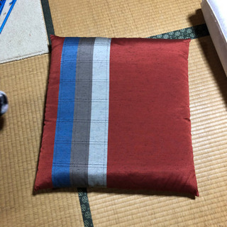 ふかふか座布団 茶色10枚 エンジ5枚の画像