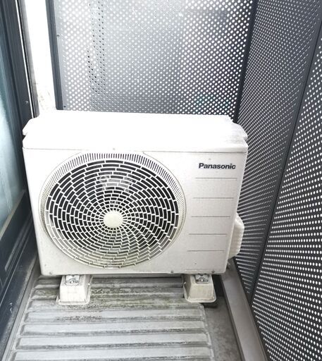 Panasonic（パナソニック） 6畳用エアコン 2016年製 CS-226CF 室外機付き