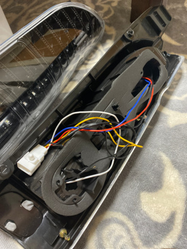 HIACE 200k テールランプ