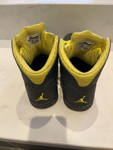 AIR JORDAN