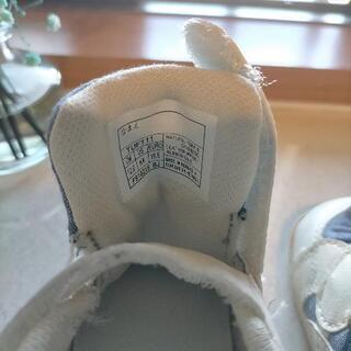 asics スクスク SUKU2 ファーストシューズ ドット 12.0cmの画像