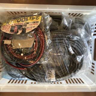 電子部品　ケーブル　多種の画像