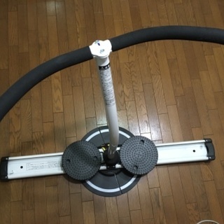 レッグマジックサークル　前後左右に開脚運動