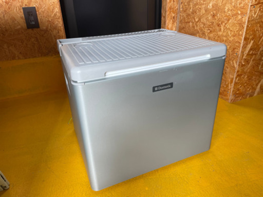 DOMETIC 3ウェイ冷蔵庫RC1602EGC