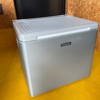 DOMETIC 3ウェイ冷蔵庫RC1602EGC