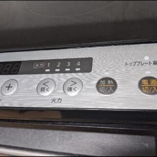アイリスオーヤマ 2口 IHコンロ　IHK-W12-B スタンド付き★の画像
