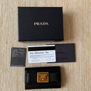 PRADA キーケース