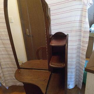 レトロドレッサー　椅子ありの画像