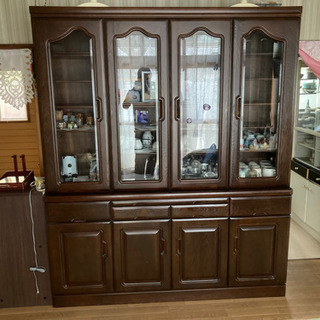 中古品、茶箪笥