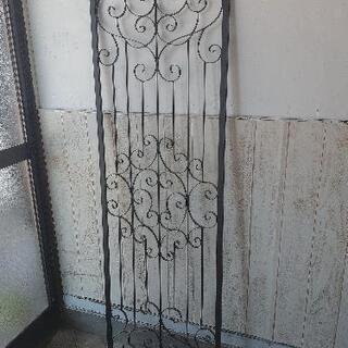 【お取引完了】フレンチアンティークなインテリアに🌸ブラックアイアンのフレーム　幅47 高142㎝の画像