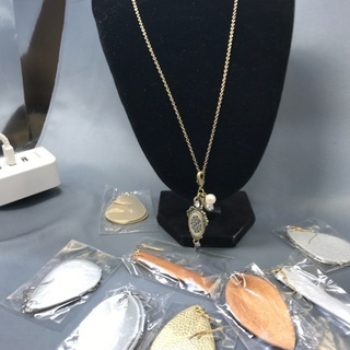 435◎レディースピアス、ネックレスセット