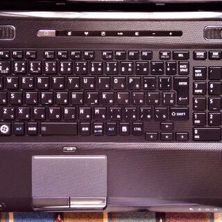 🔴特価！/✨良品 dynabook/高性能🆙Core i5/光速☆彡SSD240GB/メモリ4GB/カメラ/マイク/HDMI/Wi-Fi/ブルーレイ/SDカードスロット/15.6インチ光沢✨液晶パネル/Windows10/Microsoft Offce2019/点検整備清掃済み😊/✅日本全国送料無料♪/No.10802の画像