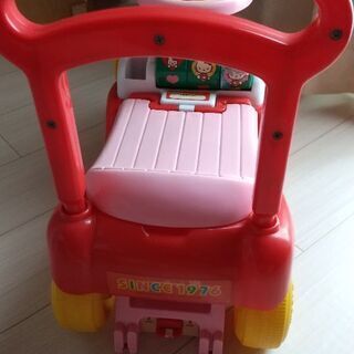 ハローキティ　幼児用　乗り物の画像