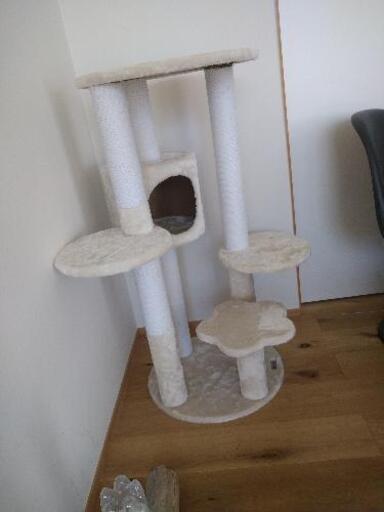 キャットタワー　据え置き型