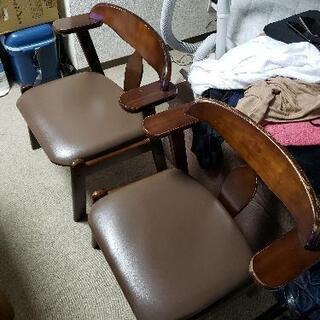 レトロダイニングテーブルとイス２脚セットの画像