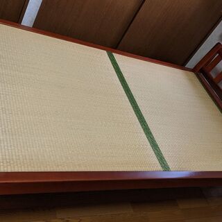 畳ベッド（セミダブル）差し上げます